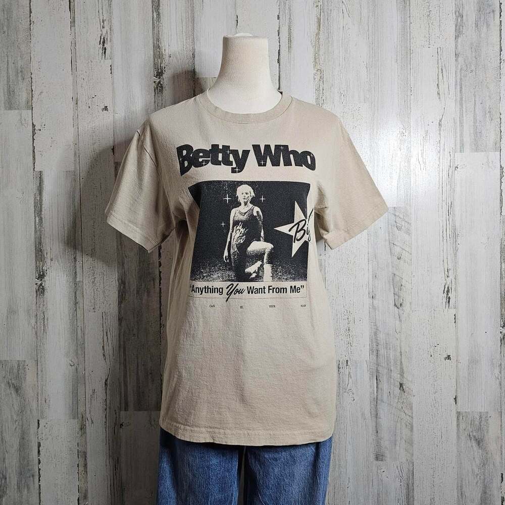 100% heavyweight Cotton T-shirt of American Apparel Betty Who "Anything You Want